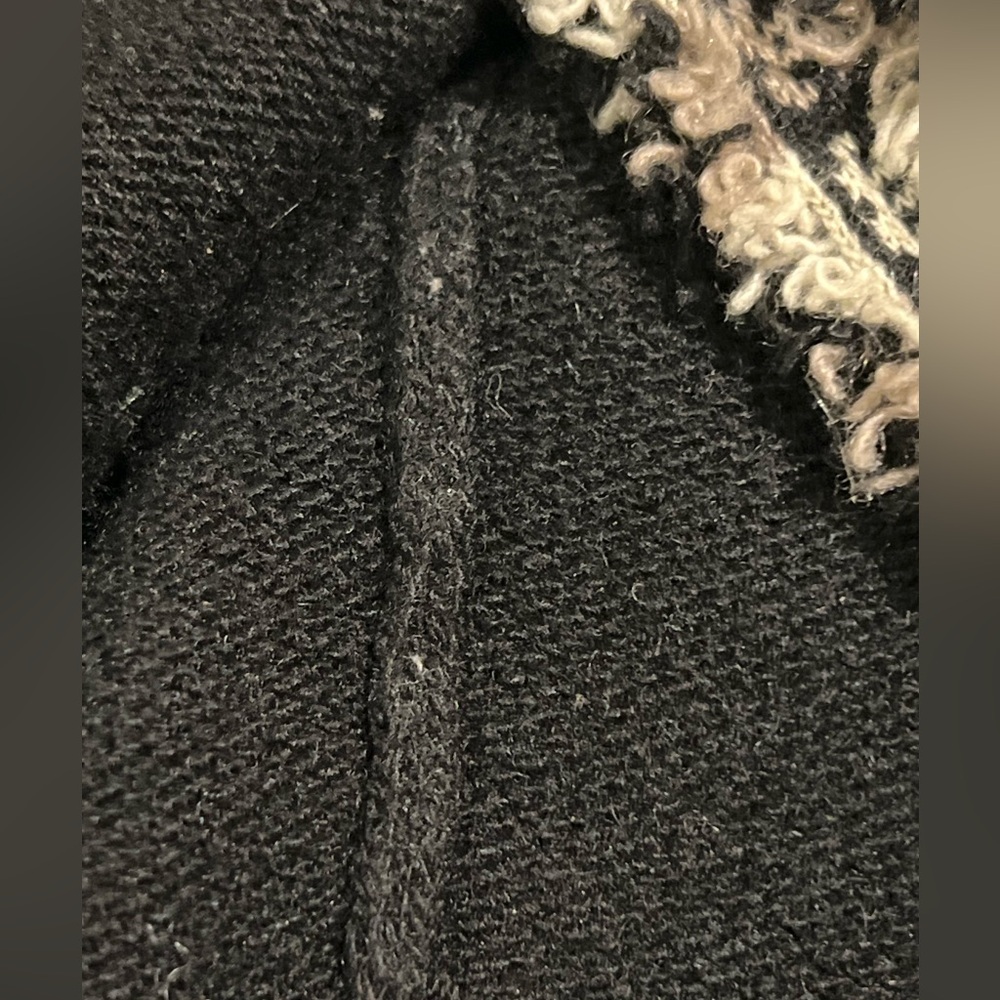 Chanel black fantasy tweed trim cashmere cardigan - Picture 7 of 7